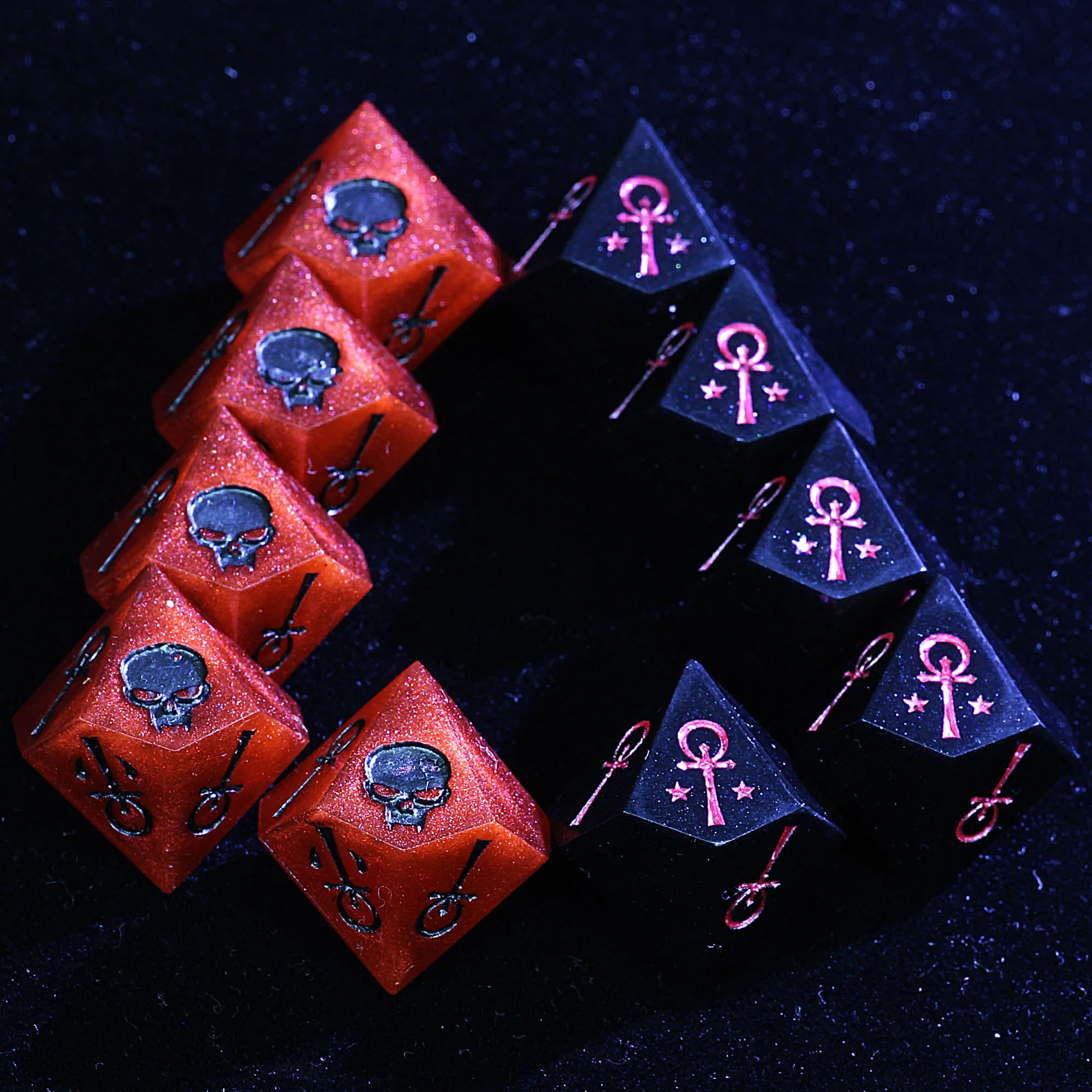 15 Polyhedral Resin Camarilla VtM Set of Dice WoD Velvet and Blood