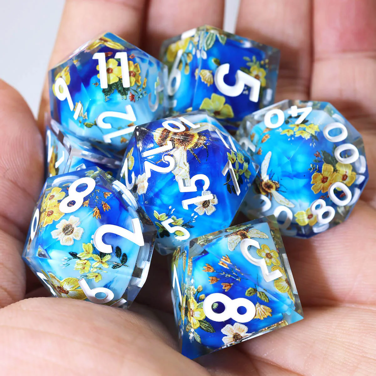 7-Piece Bee Flower Sharp Edge DND Dice Set - Image 13