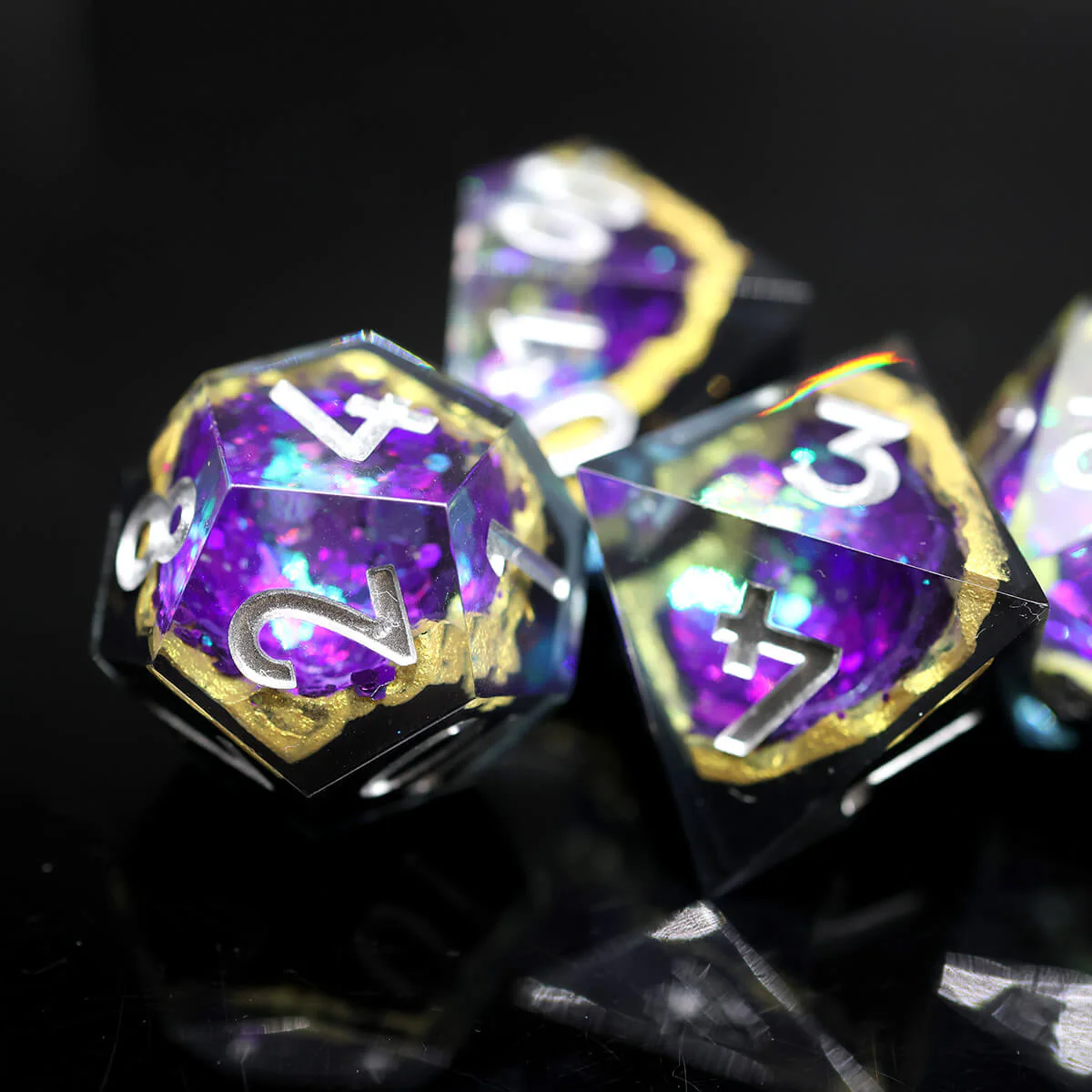 7-Piece Sharp Edge Blue Purple Geode Dice Set for DND - Image 4