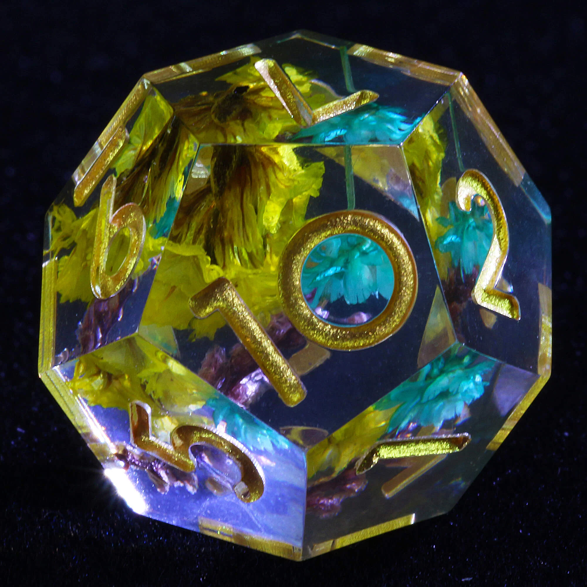 7 Polyhedral Resin Dice Sets DD Yellow Flower - Image 7