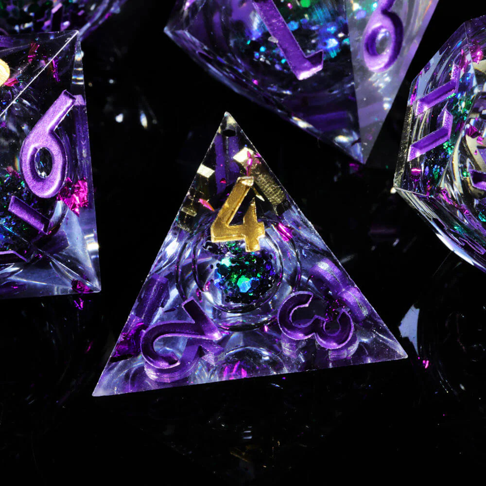 D&D 7-Piece Sharp Edge Liquid Core Amethyst Polyhedral Resin Dice Set - Image 8