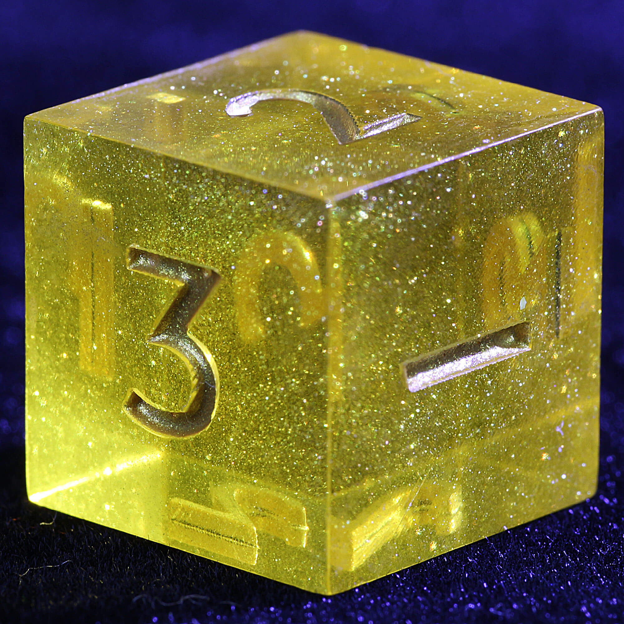 Draw Steel 3 Polyhedral Resin two 20-Sided D10 and one 6-Sided D3 Set of Dice Golden Victory - Image 3