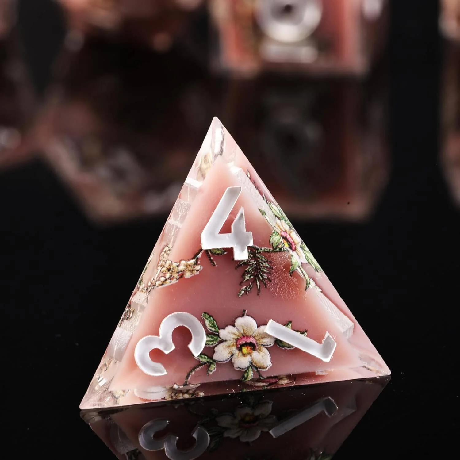 Maidens Sharp Edge Polyhedral Resin 7-Piece D&D Dice Set - Image 5