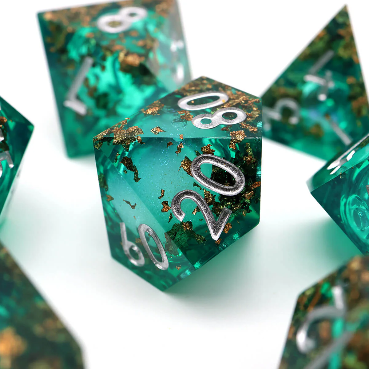 Sharp Edge Liquid Core 7-Piece DND Dice Set - Image 12