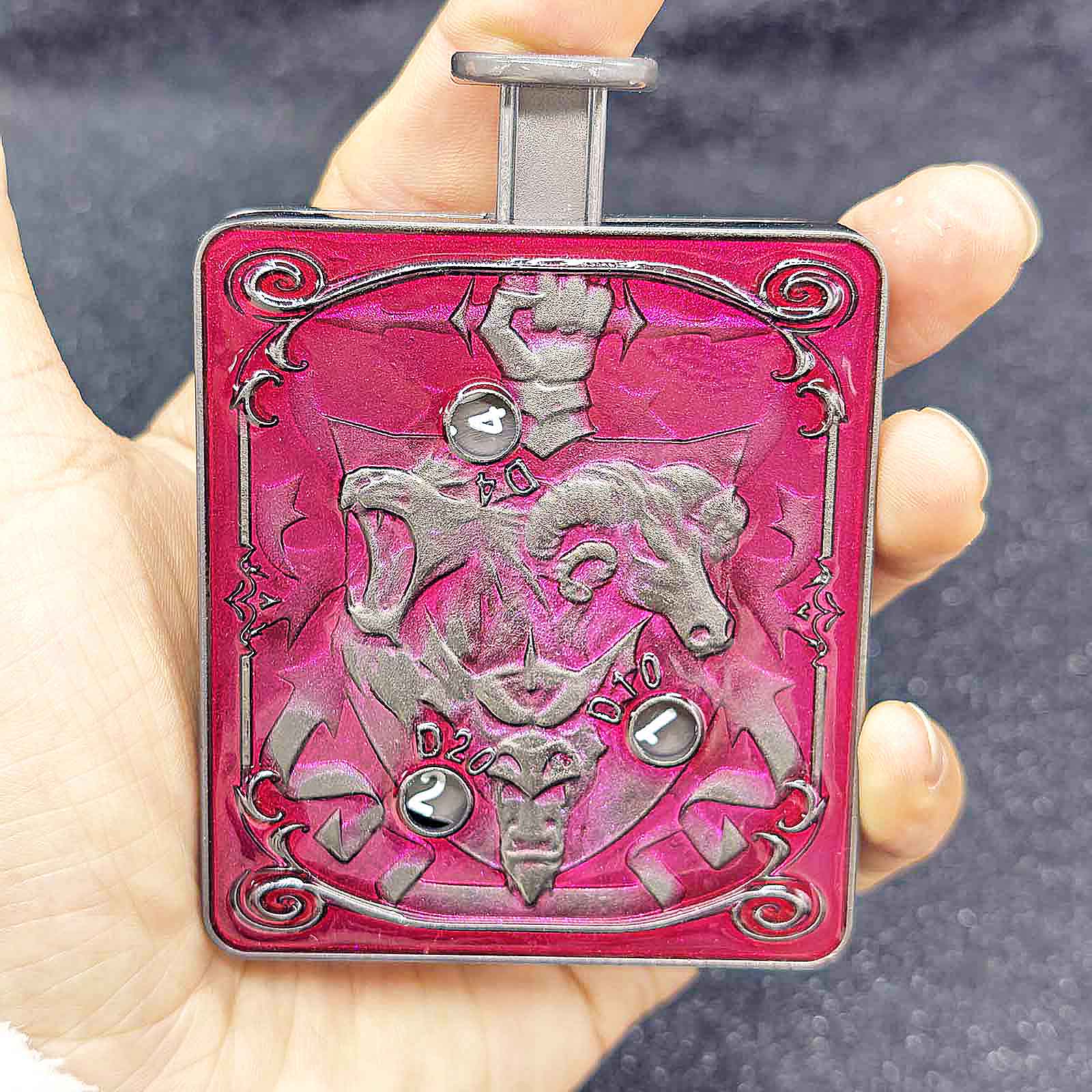 Wyvern 7 in 1 Button Presser Spinning D&D Metal Dice Bottle Roulette Game - Image 7